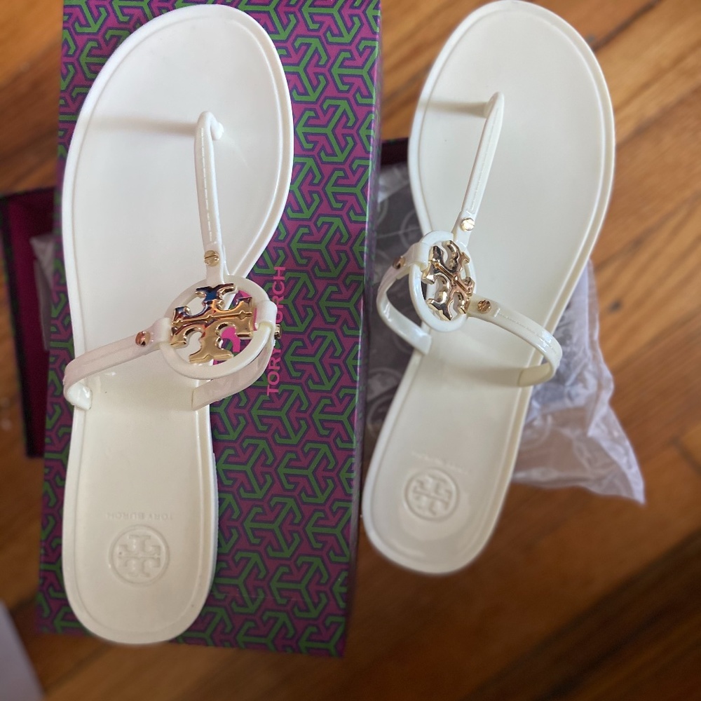 Tory Burch Sandals (white/gold)